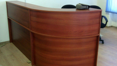 Стойка ресепшн Эдем 2100х900х1170 Орех &mdash; Аэлита